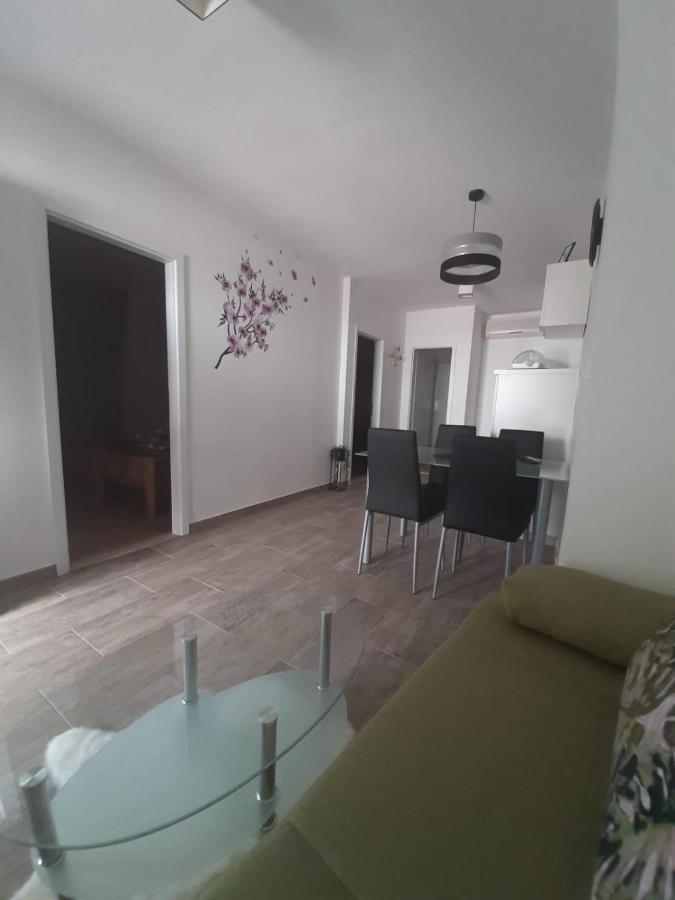 Apartments Mate โบล ภายนอก รูปภาพ